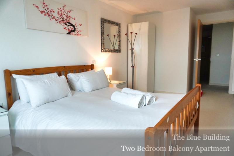 Gunwharf Quays Apartments Portsmouth Esterno foto