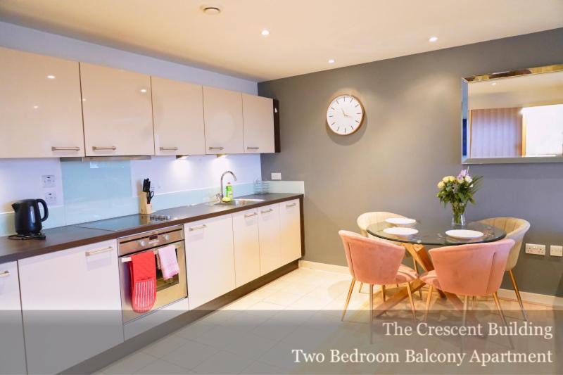 Gunwharf Quays Apartments Portsmouth Esterno foto