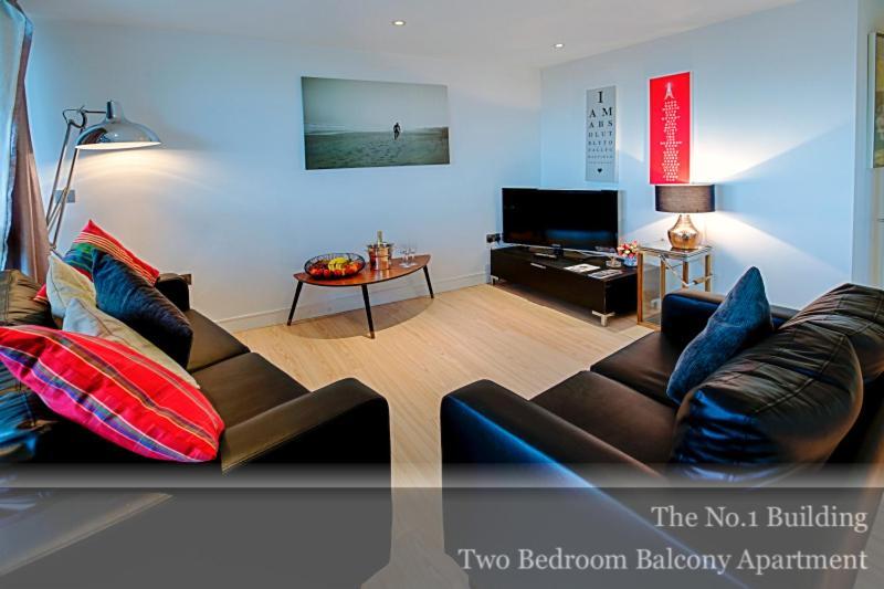 Gunwharf Quays Apartments Portsmouth Esterno foto